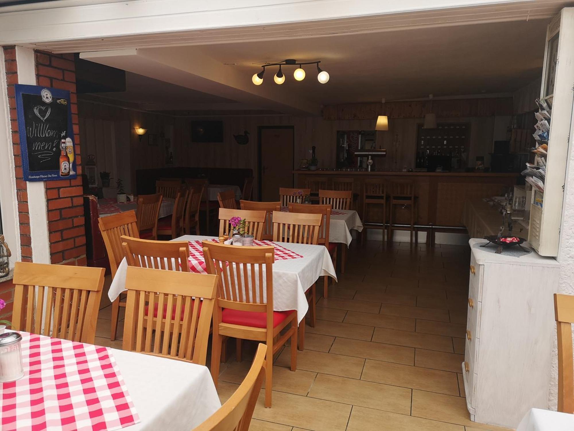 Uschi'S Gasthof Neuendorf  外观 照片